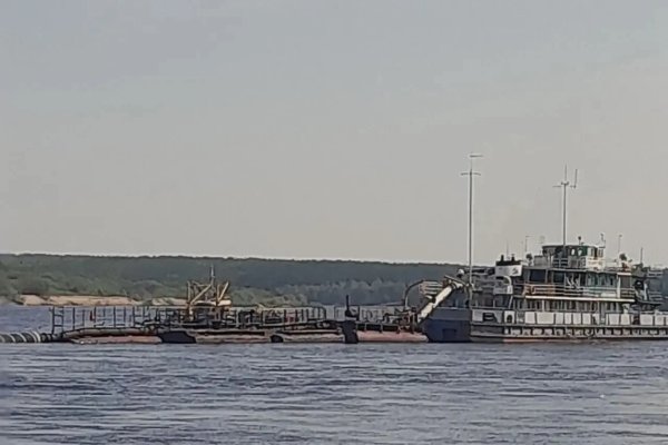 В сыктывкарском м. Алешино на Вычегде начались дноуглубительные работы